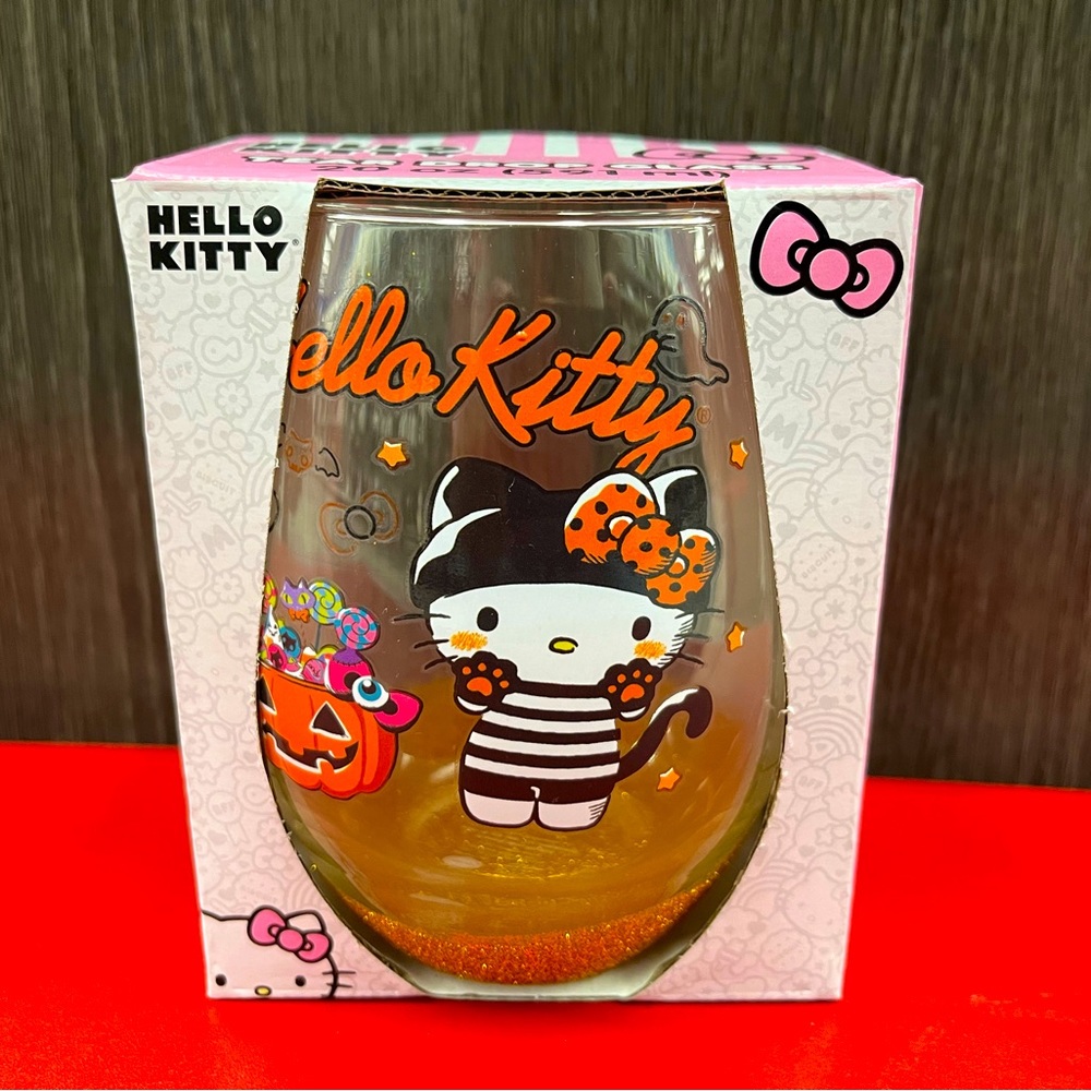 Sanrio Hello Kitty Halloween Pumpkin Candy Tear Drop Glass 20 Oz